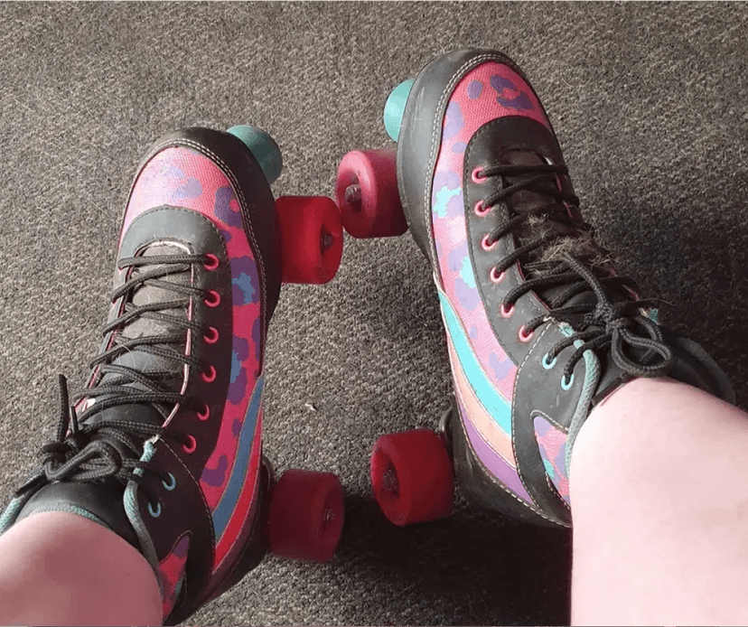 Image of an excited Skating On Me gift card recipient. Their thank you note is below.