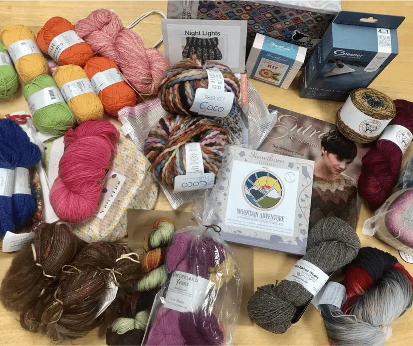 Image of an excited Crochet On Me gift card recipient. Their thank you note is below.