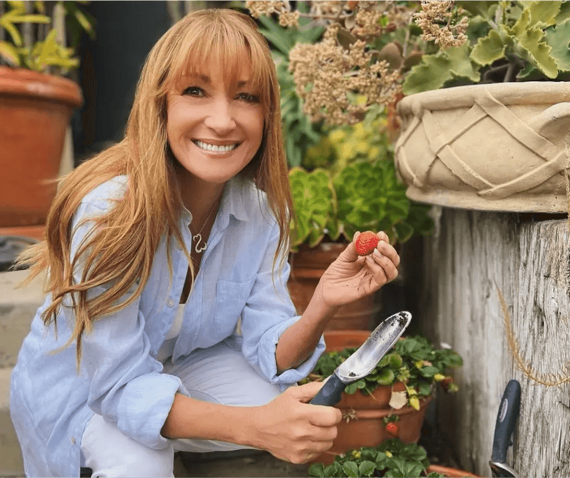 Image of an excited Gardening On Me gift card recipient. Their thank you note is below.